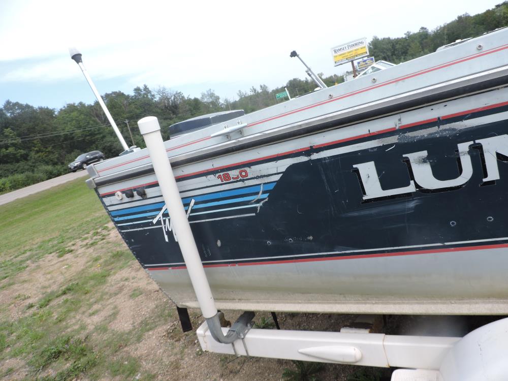 1991 Lund Tyee 1850 with shorelander trailer 