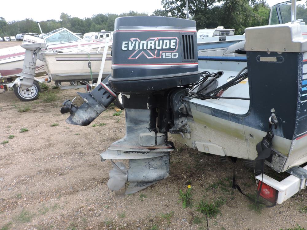 1991 Lund Tyee 1850 with shorelander trailer 