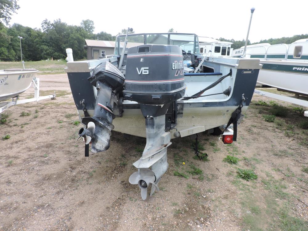 1991 Lund Tyee 1850 with shorelander trailer 