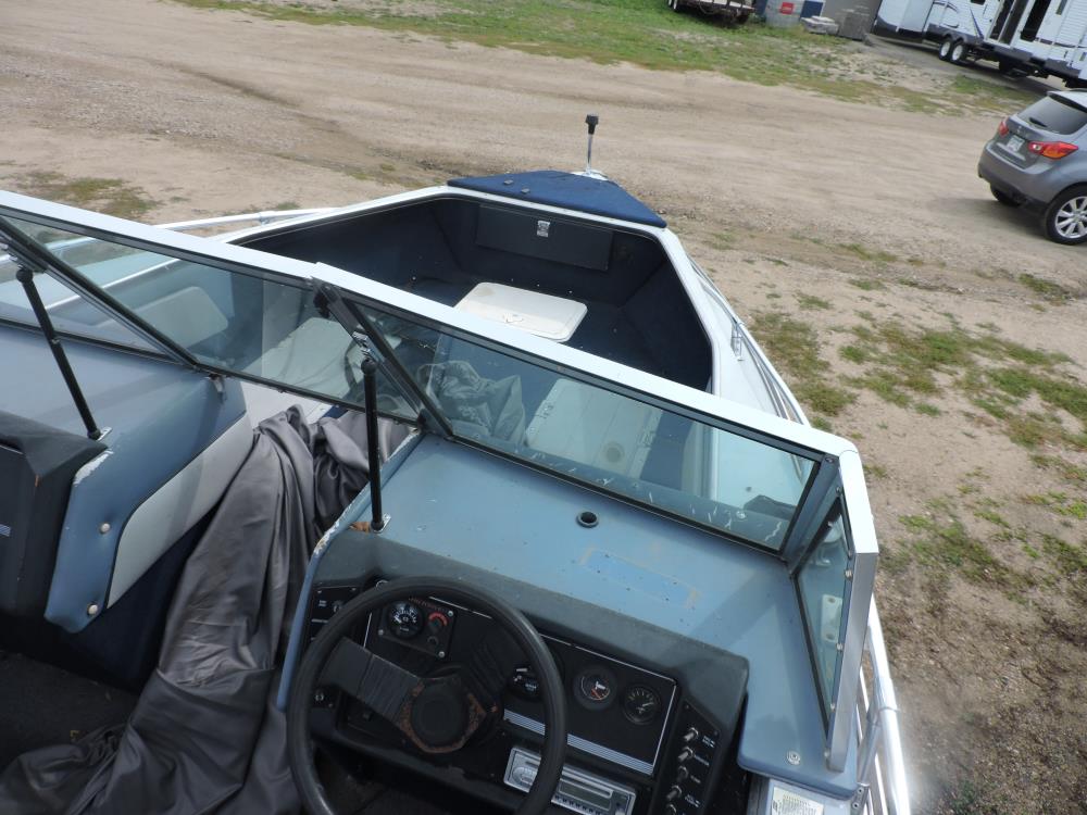 1991 Lund Tyee 1850 with shorelander trailer 