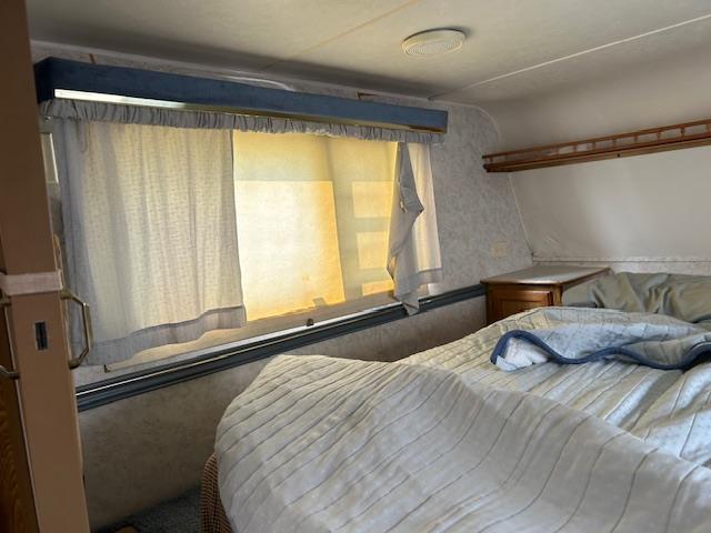 1994 Sportsman  Fifth Wheel 