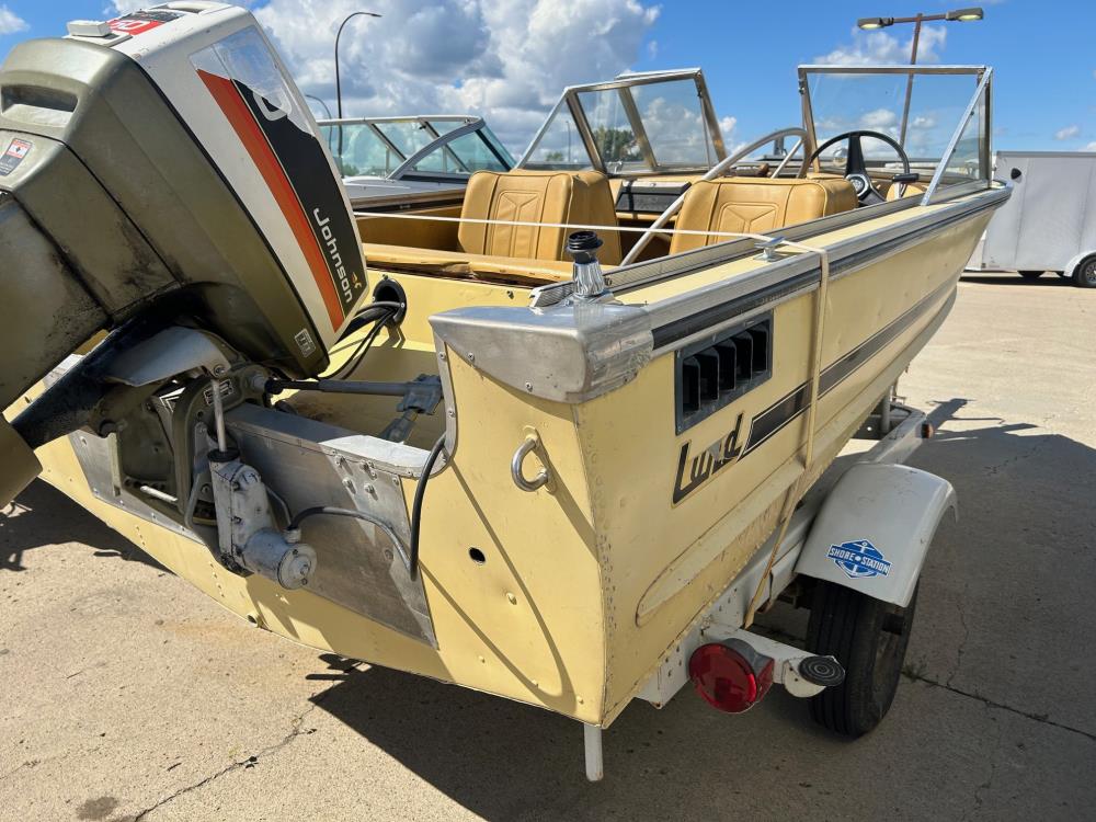 1974 LUND 15 FT SHELL BOAT BETSY