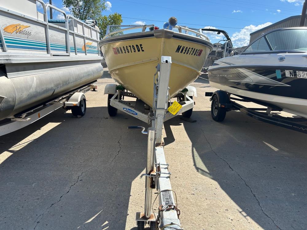 1974 LUND 15 FT SHELL BOAT BETSY